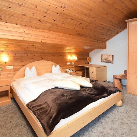 Hotel Chalet Olympia Monguelfo-Tesido / Welsberg-Taisten Zewnętrze zdjęcie