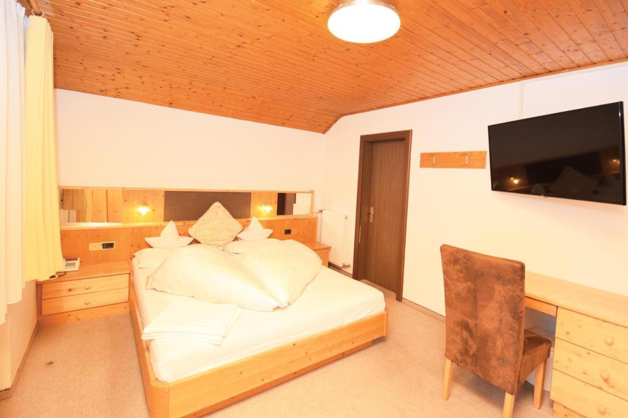 Hotel Chalet Olympia Monguelfo-Tesido / Welsberg-Taisten Zewnętrze zdjęcie