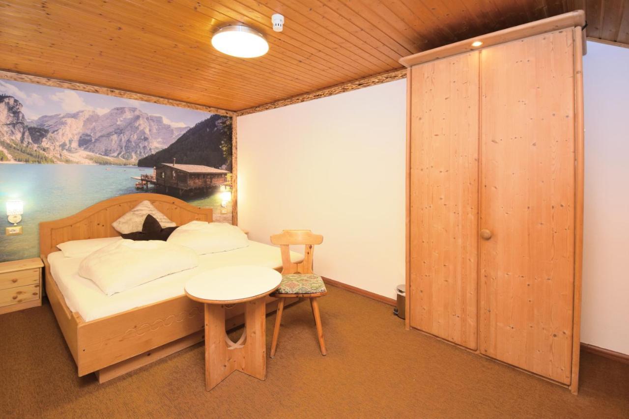 Hotel Chalet Olympia Monguelfo-Tesido / Welsberg-Taisten Zewnętrze zdjęcie