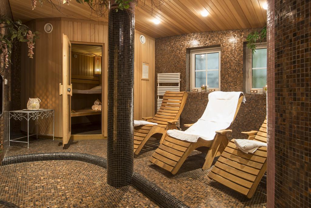 Hotel Chalet Olympia Monguelfo-Tesido / Welsberg-Taisten Zewnętrze zdjęcie
